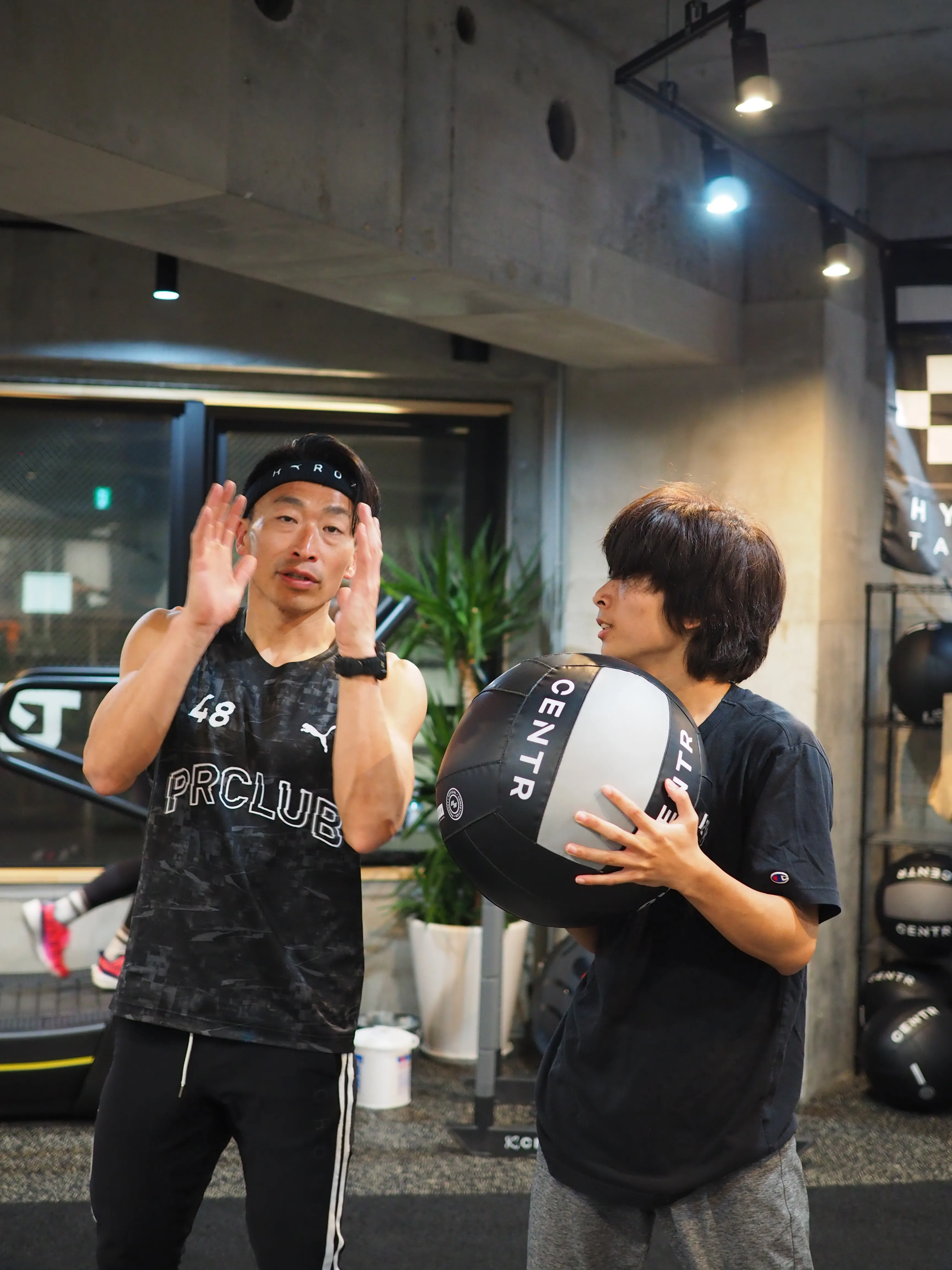 コーチング中の増川コーチ